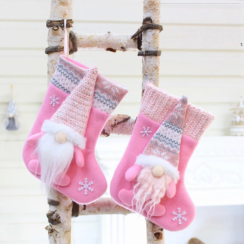 Christmas Stocking Faceless Gn - Christmas Stocking Hanging avaliação e preço